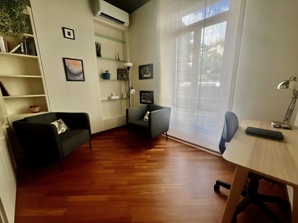 Interno dello studio del Dott. Marco Agati a Sanremo